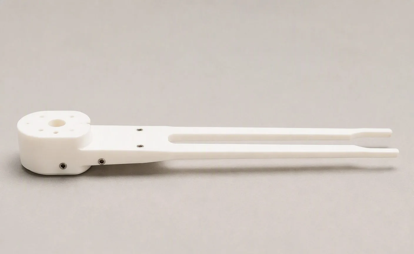 Ceramic Handling Arms — custom technical ceramic parts by Xingwei Ceramics