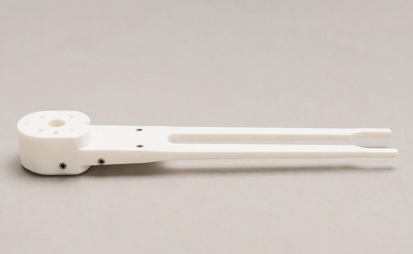 Handling Arms & End Effectors — custom technical ceramic parts by Xingwei Ceramics